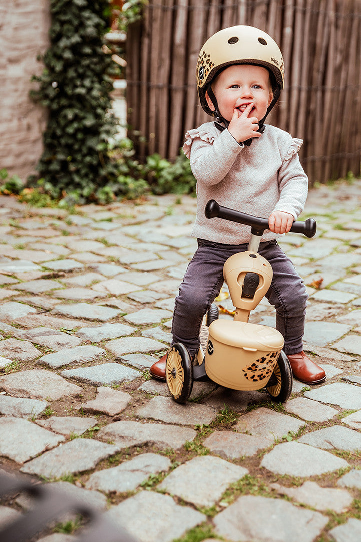 HWK1L-LEOPARD-SEAT-FRONT LEFT VIEW 1-210621-01.123.1.jpg