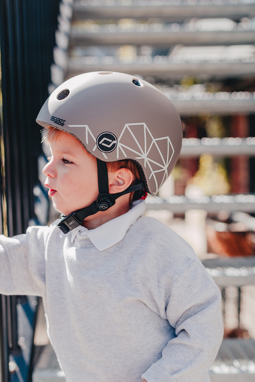 HELMET XXS-BROWNLINES.jpg